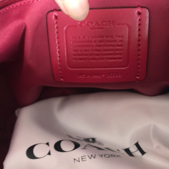 Coach purse - Picture 3 of 7